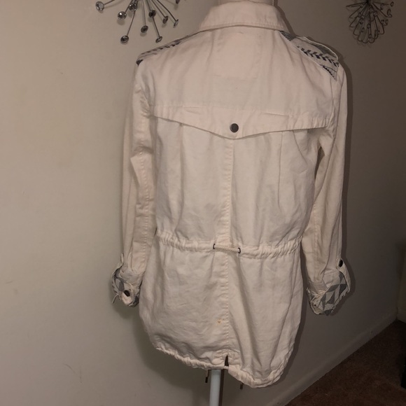 Women’s Aztec Print Jacket - Picture 4 of 4